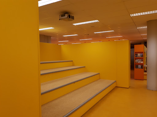 Bibliotheek Hoorn, locatie Hoorn Kersenboogerd - Thumbnail