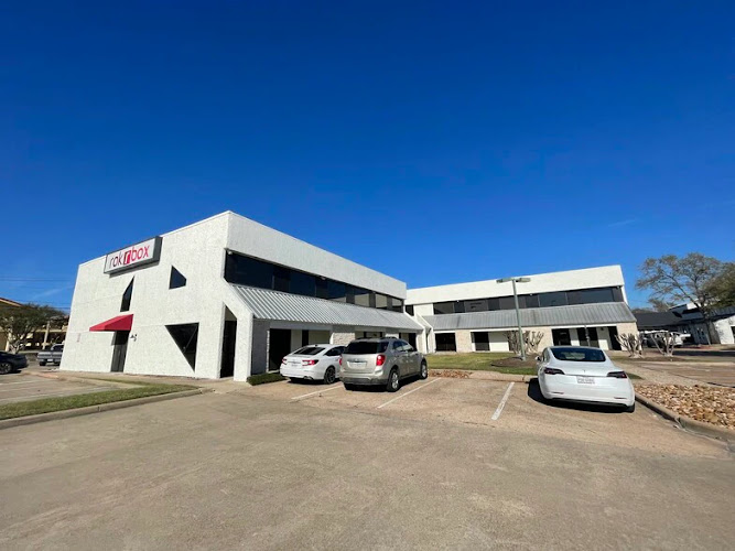 Love In a Flash Studios — photography studio in College Station, TX