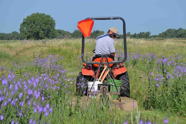 Crane Trust Nature & Visitor Center