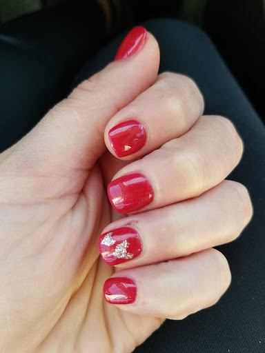 L'amour Nails and Spa