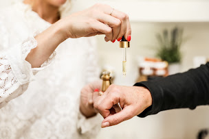 Photo n°3 de L'Ecrin - Maison de Beauté à Sermaise (Prestataire de mariage)
