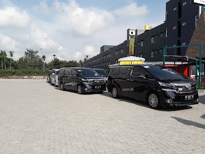 Photos of CV. Pelita Armada Sewa Mobil alphard velvire fortuner hiace medan