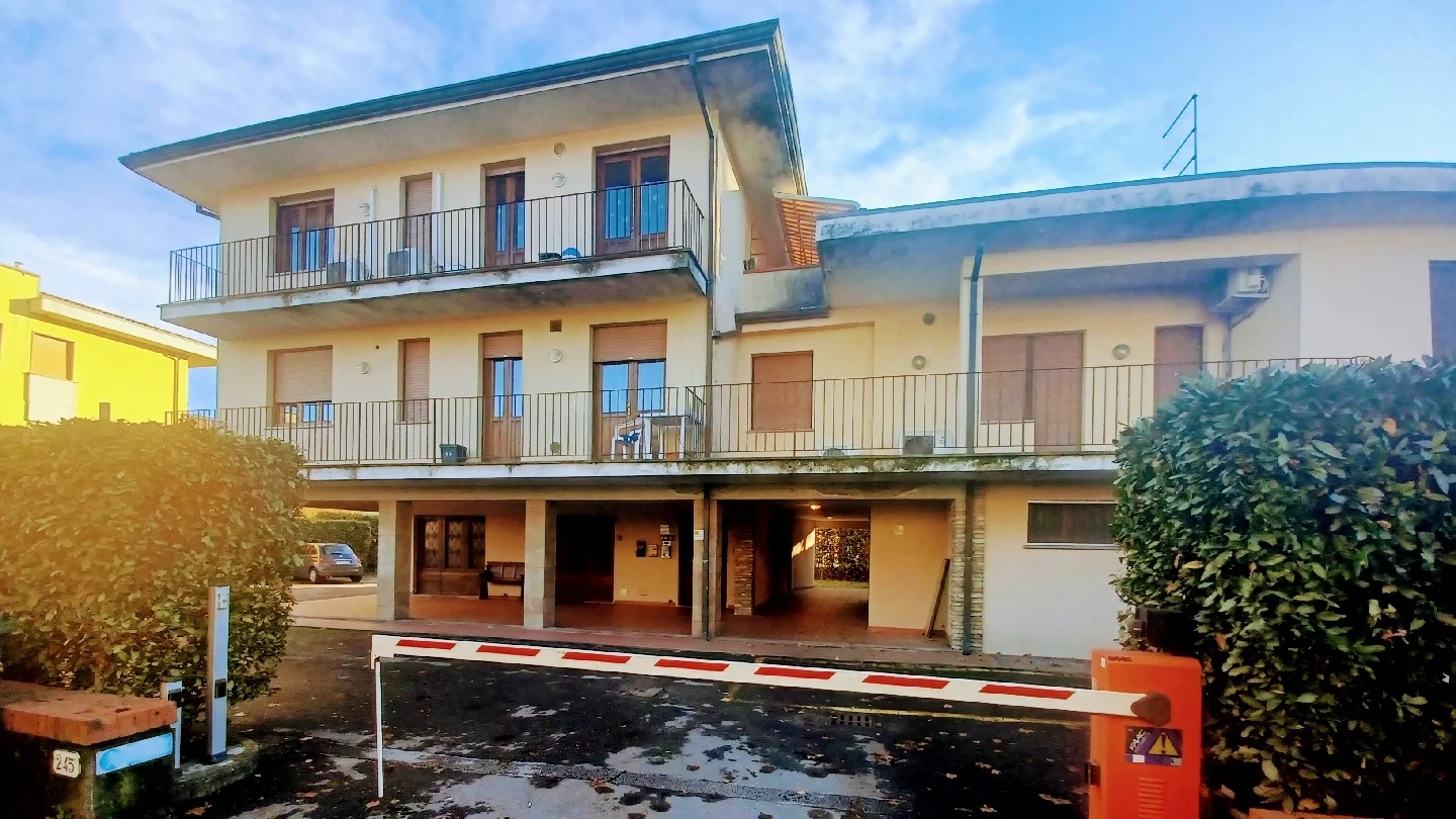 Home Sweet Home - Lucca
