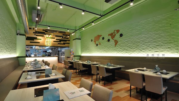 覺醒 幸福 鍋物｜寵物友善｜牛奶鍋｜麻辣鍋｜藥膳鍋｜胡椒雞白鍋｜新莊必吃餐廳｜聚餐｜麻辣牛奶鍋｜人氣美食｜約會餐廳｜新莊火鍋｜慶生｜推薦｜