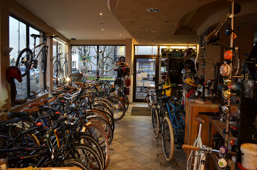 Radwächter Fahrräder Fahrradwerkstatt Reparaturen Ersatzteile - Thumbnail