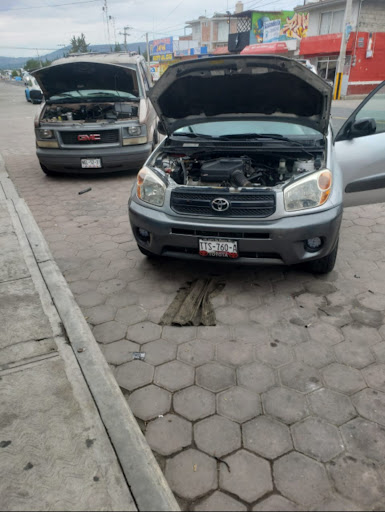 Taller Eléctrico Automotriz "Pluma's"