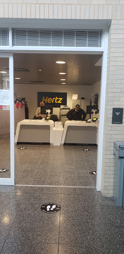 Hertz Car Rental - Saint Paul - Union Depot HLE - Thumbnail