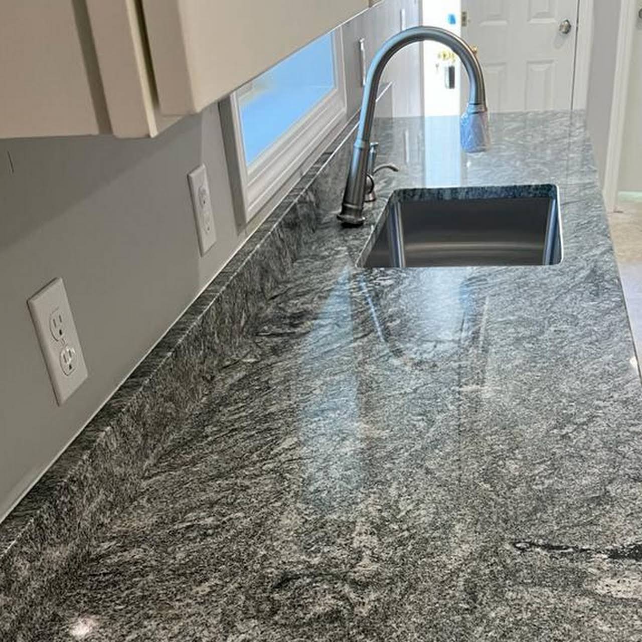 American Granite Designs Inc Countertop Store in Freehold Township