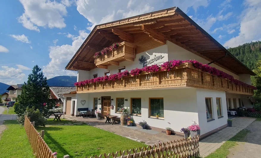 Haus Enzian - Apartments