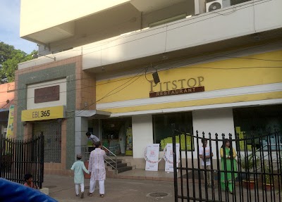 Photos of Pit Stop Super Shop