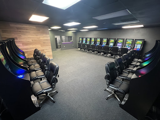 Aces Arcade - Visual