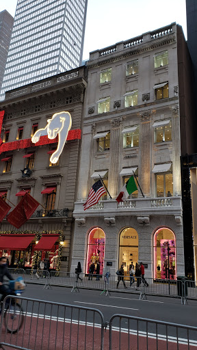 5th Ave & W 58th St - Thumbnail