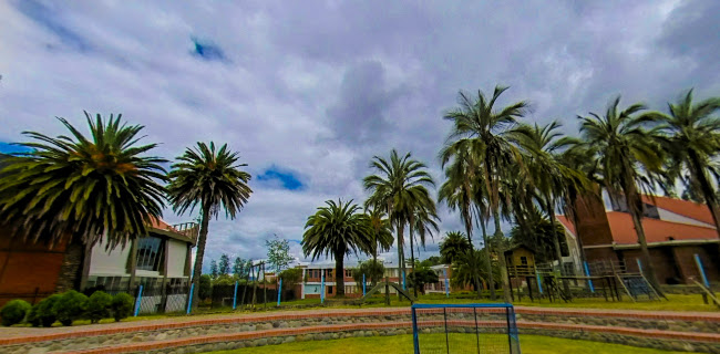Unidad Educativa Particular Borja - Cuenca