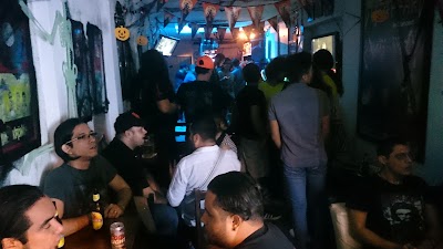 Photos of 4&ordm;b bar