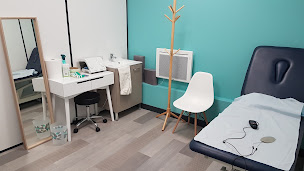 Photo n°3 de Marion CANTINEAU - Cabinet Physio Foch à Angers (Professeur de yoga)