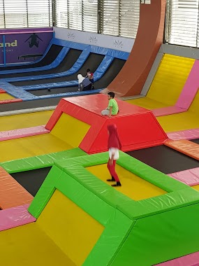 Jump O Land Indoor Trampoline Park, Author: Agus Rachmanto