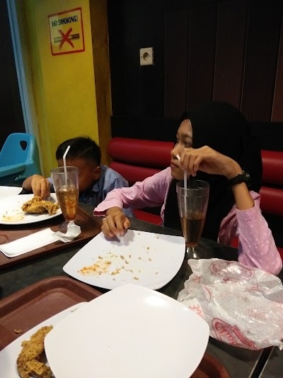 Photos of Labbaik Chicken