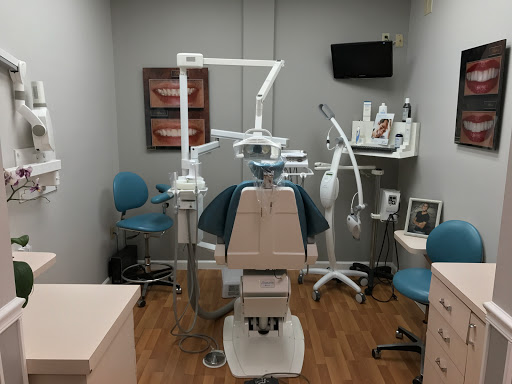 Dr. Teresa Bello-Burgos at Tamiami Park Dental Ctr