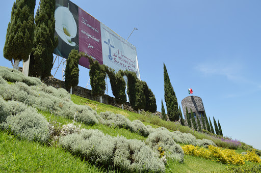 Oficinas Administrativas Jardines de Santa Cruz