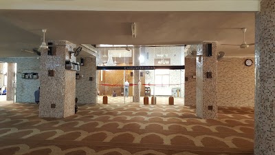 Photos of Bin Khaled Mosque Roses