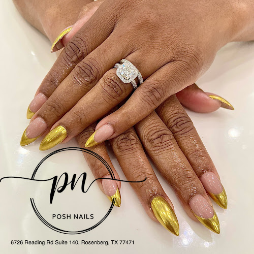 Posh Nails Rosenberg interior view