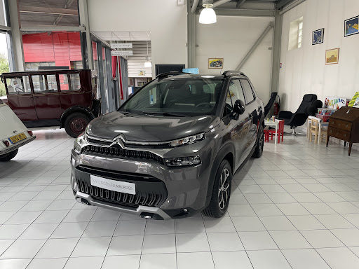 Saga Peugeot Citroën Gournay en Bray - Thumbnail