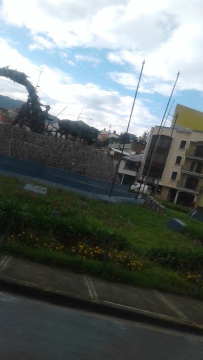 Photos of Monumento Homenaje Al Trabajo