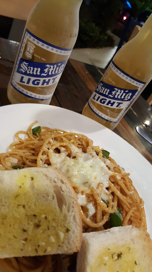 Get Real Café + Bar
