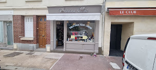 Photo n°2 de Ets glk - Peinture et ravalement à Clichy (Service de pose de parquet)