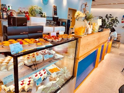 スワロウ カフェ