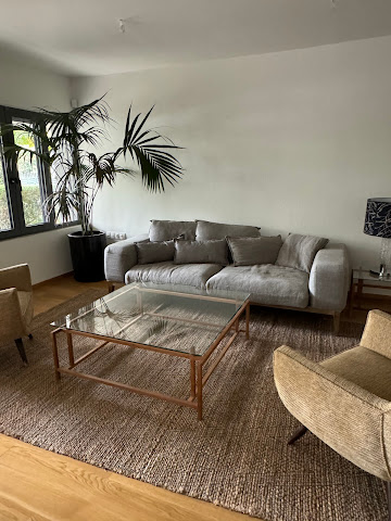 MOFU Vintage and Contemporary Design by null