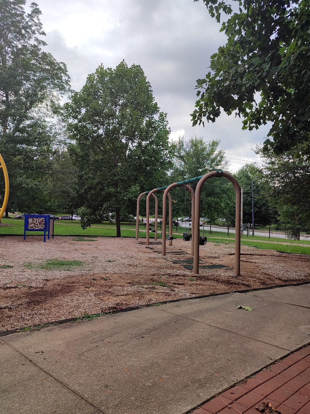 Poncey-Highland Playground