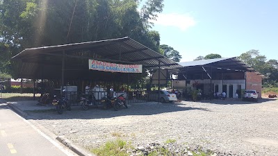 Photos of Asadero Y Estadero Club Caballari3
