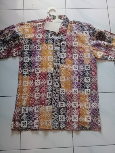 Photos of BATIK CANDI KENCANA LAWEYAN