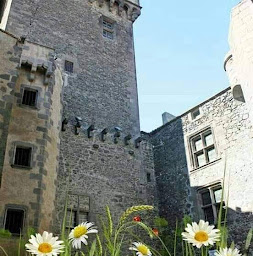 Photo n°12 de AUBERGE DU CHÂTEAU CAVEAU DU GAYCOEUR à Châteaugay (Bar à vin)
