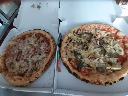 Photo 2 - GELADAL PIZZA
