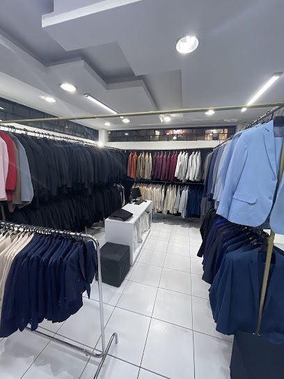 Di Lucas roupas de aluguel