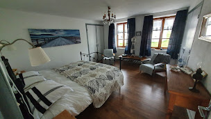 Photo n°5 de Montfolles à Folles (Agence de location de chalets)