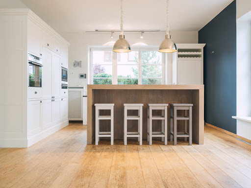 House of Warsaw - Biuro Nieruchomości