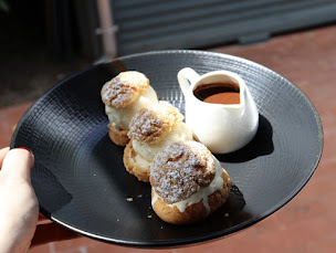 Photo n°35 de L’Auberge du Fruit Défendu à Rueil-Malmaison (Cave à vins)