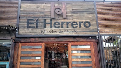Photos of El Herrero