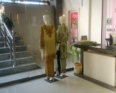 Motifz rawalpindi Shop No: 332 D-Block Sadiq Plaza Pwd