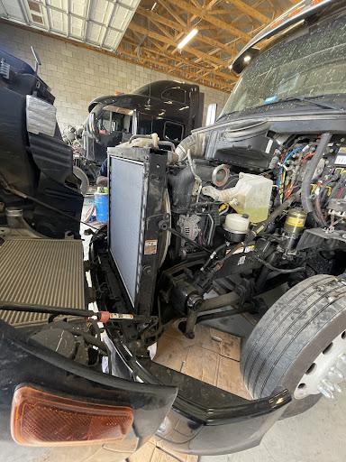 Justice Fleet towing & 24 hr truck repair - Thumbnail