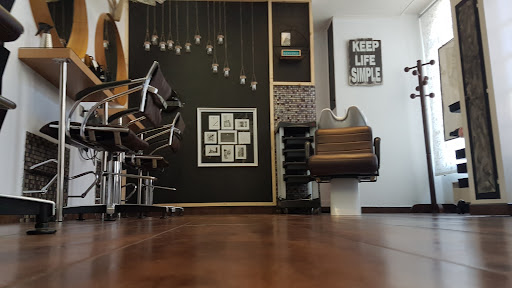 L' atelier du 10, coiffeur - Thumbnail