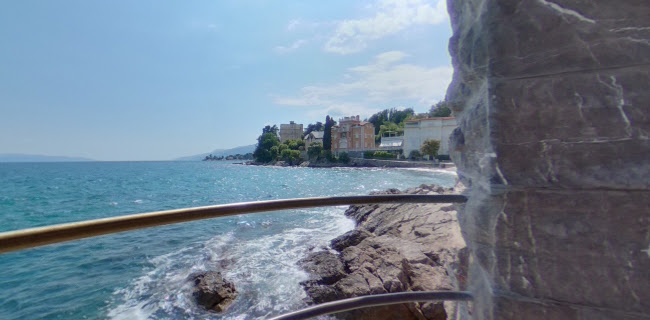 Obalno šetalište Franje Josipa I 1, 51410, Opatija