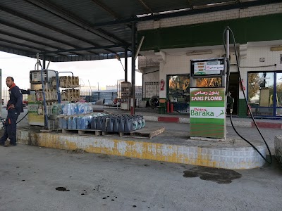 Photos of Petro Baraka. Stations Services Fradi