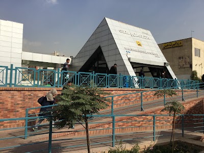 subway-station