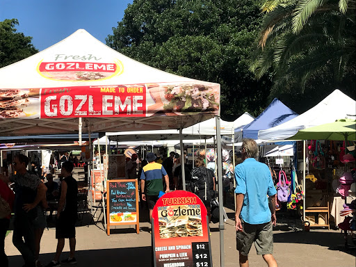 Riverside Sunday Market