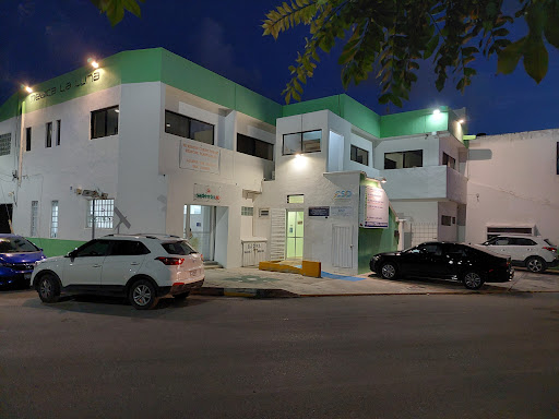 Dr. Roberto Martinez Carreon, Médico general