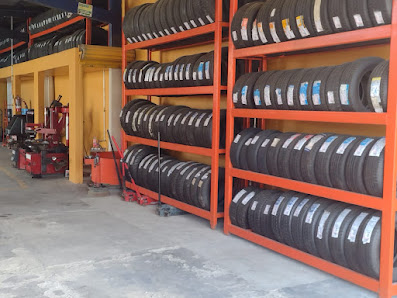 Fotografía de Llantera Tijuana Tires Interior